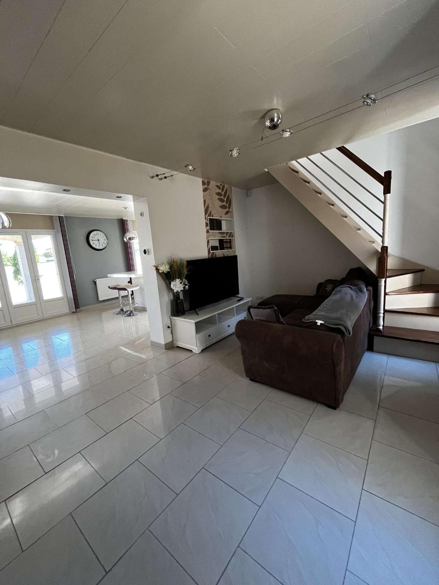Villa Contemporaine Avec Piscine Romans-sur-Isère Екстериор снимка